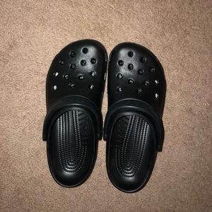 NEW BLACK CLASSIC CLOG CROCS